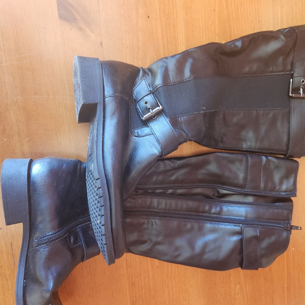 Black wide calf boot